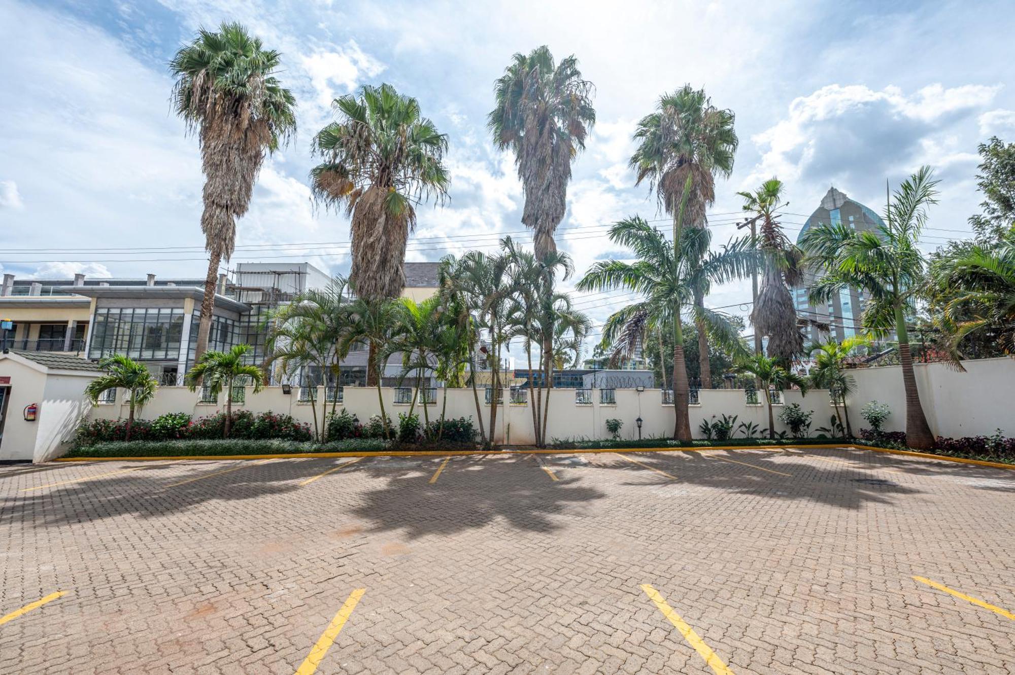 Roma Court Serviced Apartments ナイロビ エクステリア 写真