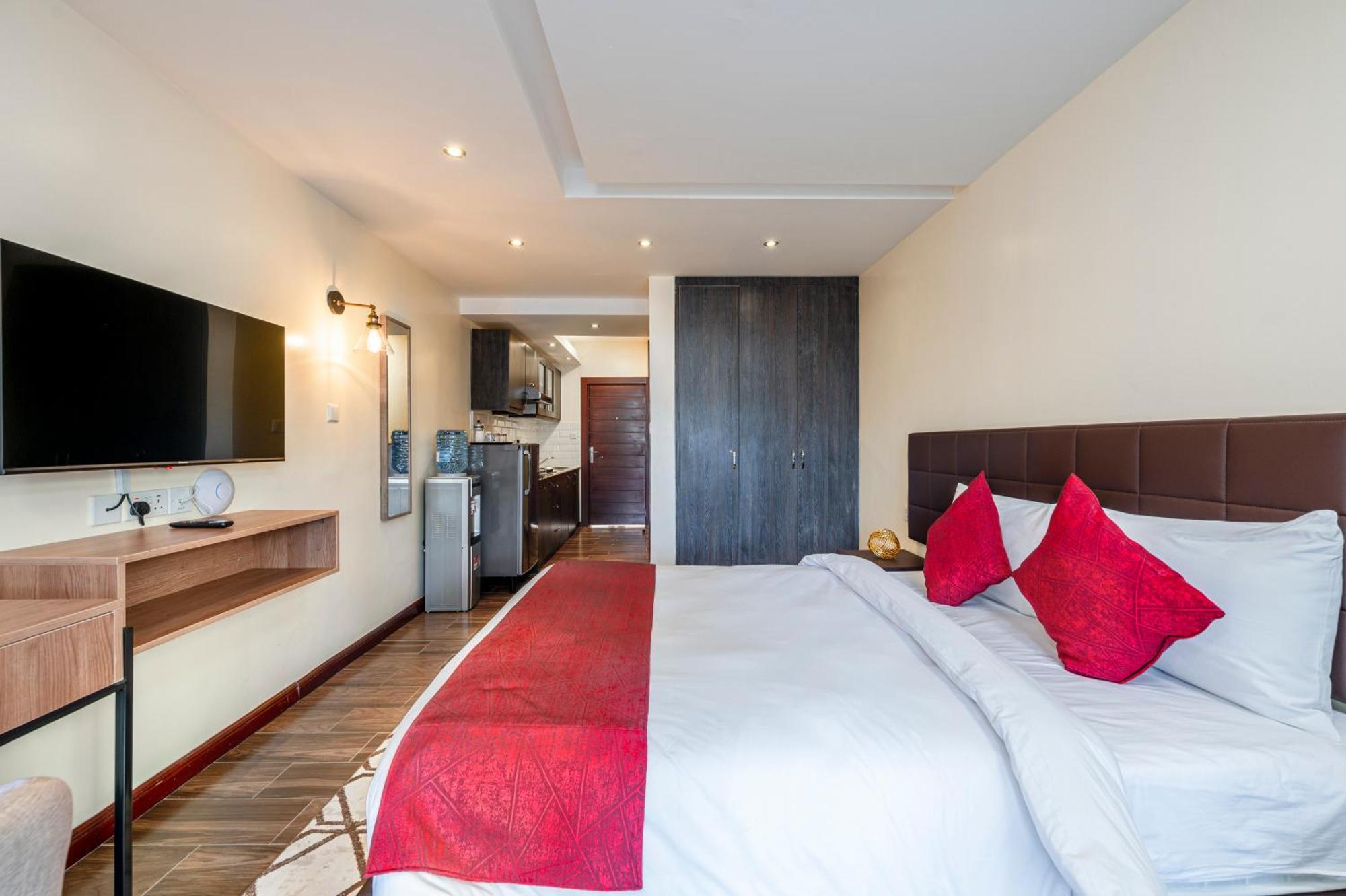 Roma Court Serviced Apartments ナイロビ エクステリア 写真