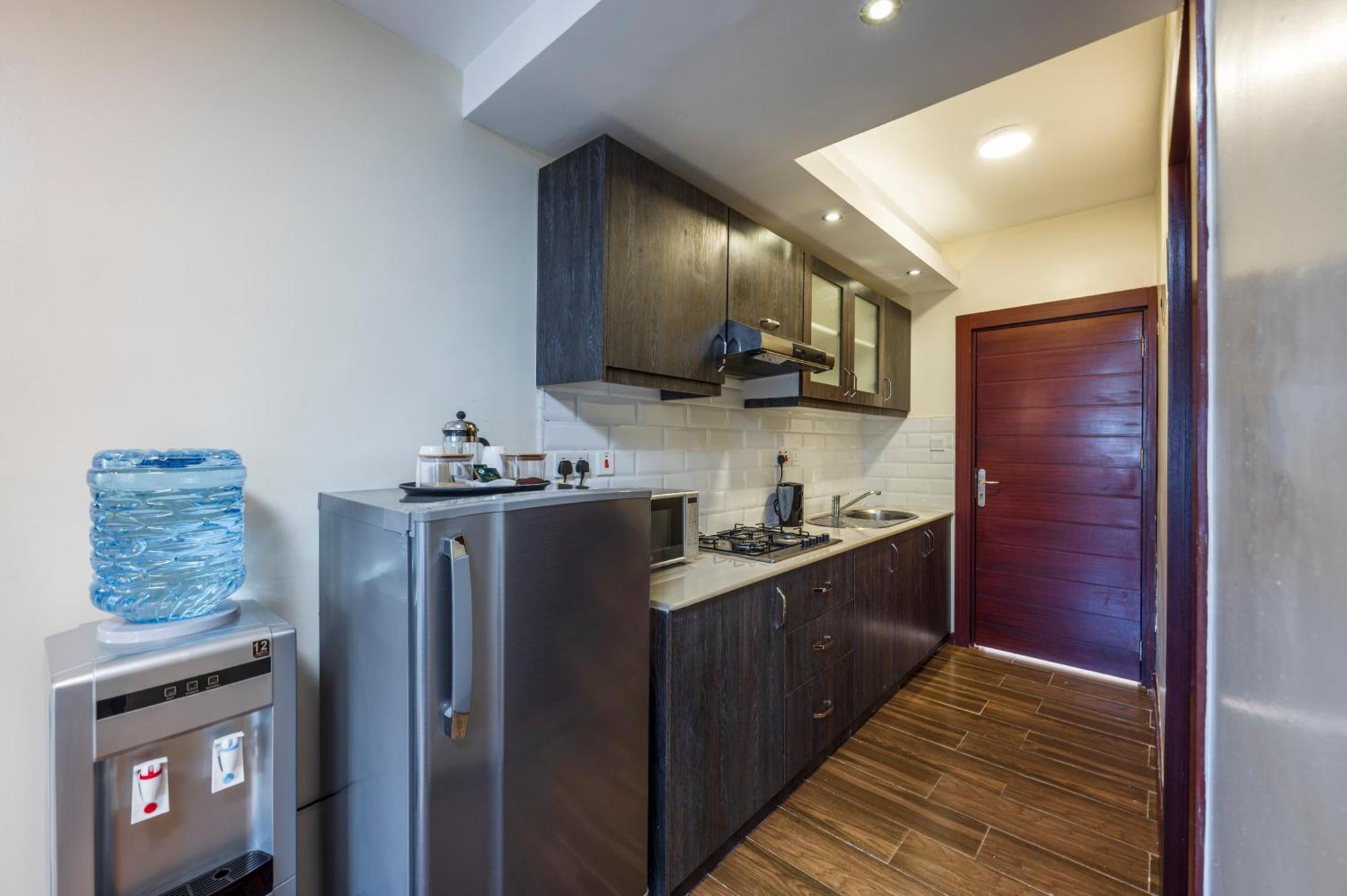 Roma Court Serviced Apartments ナイロビ エクステリア 写真