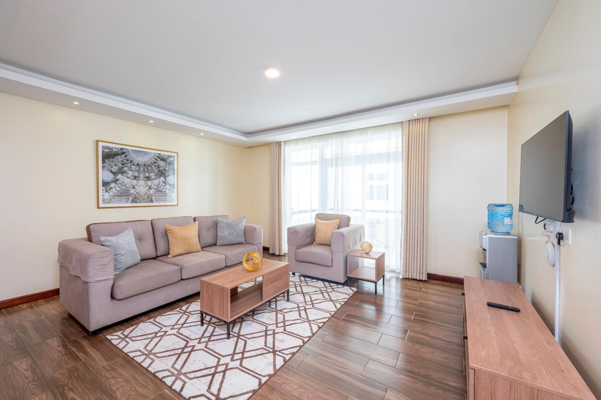 Roma Court Serviced Apartments ナイロビ エクステリア 写真