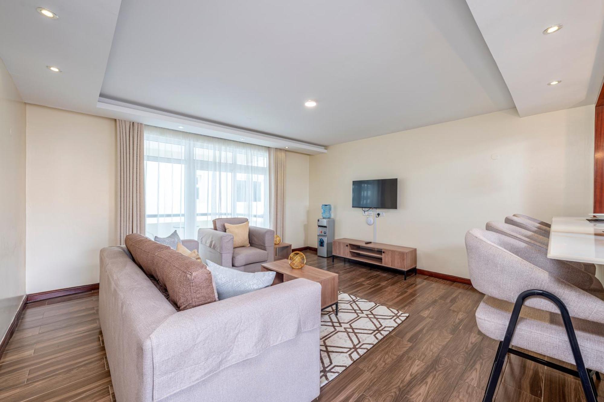 Roma Court Serviced Apartments ナイロビ エクステリア 写真
