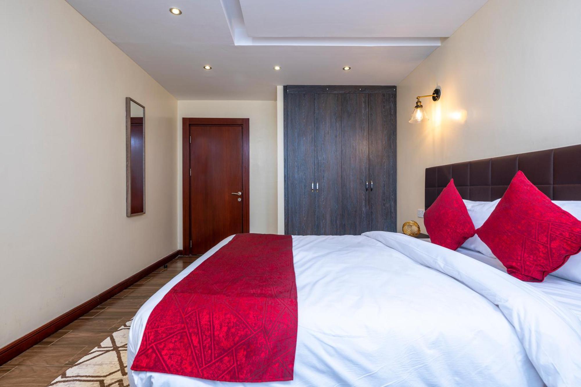 Roma Court Serviced Apartments ナイロビ エクステリア 写真